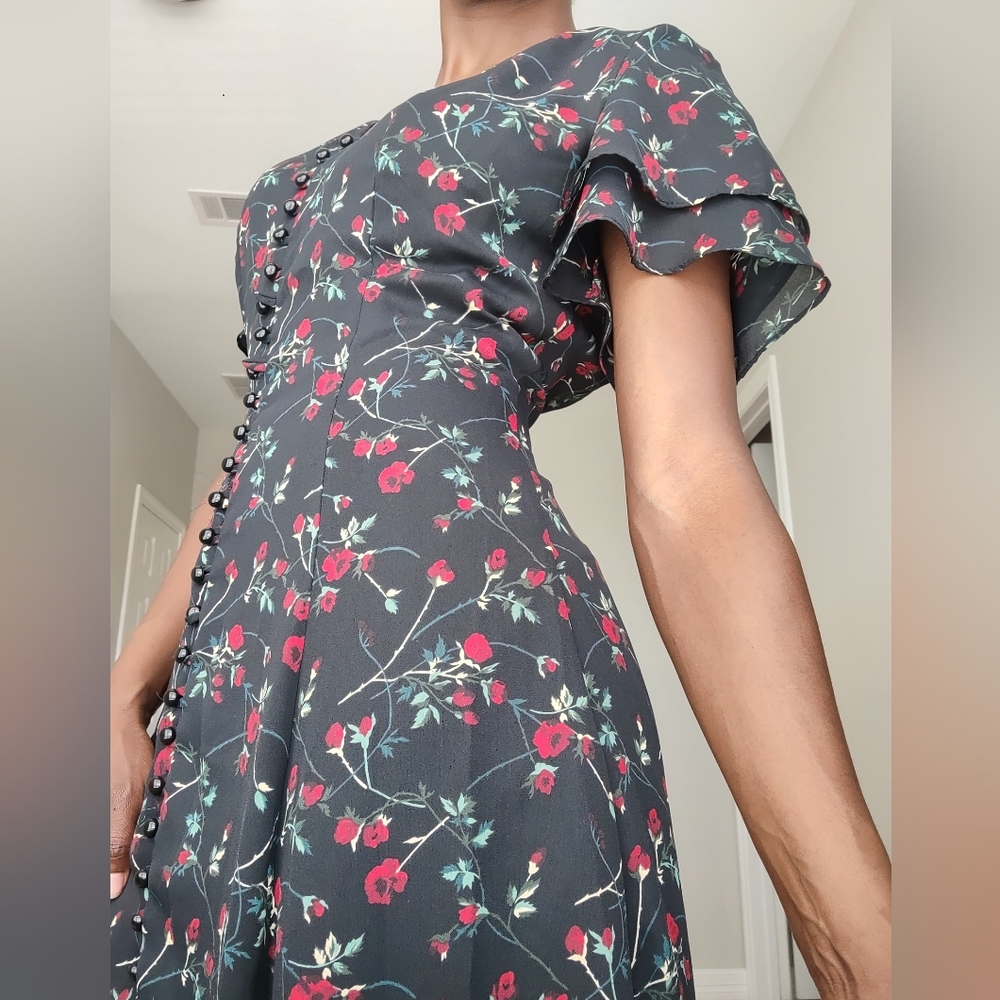 Romantic floral Black Dress with Red roses VINTAGE
